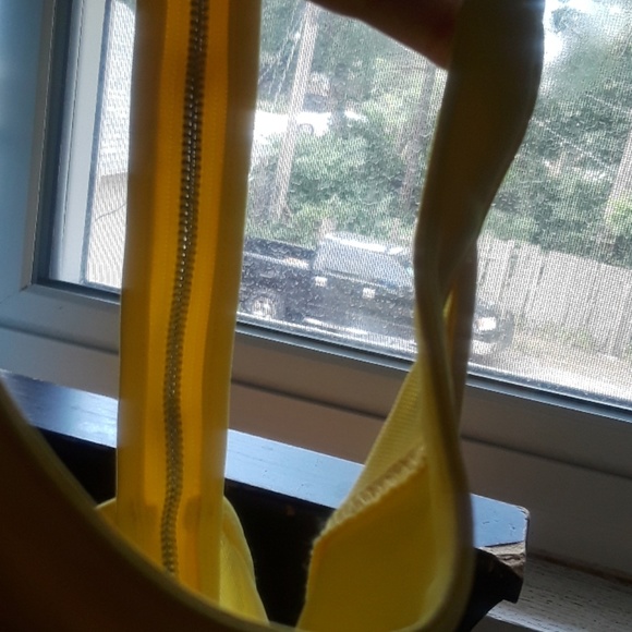 2bebe - Picture 4 of 4